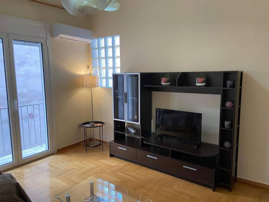 Cozy Apartment In The Heart Of أثينا المظهر الخارجي الصورة
